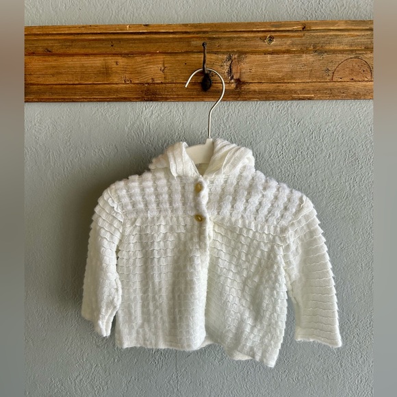 Vintage white hooded cardigan 12 months - Picture 2 of 5
